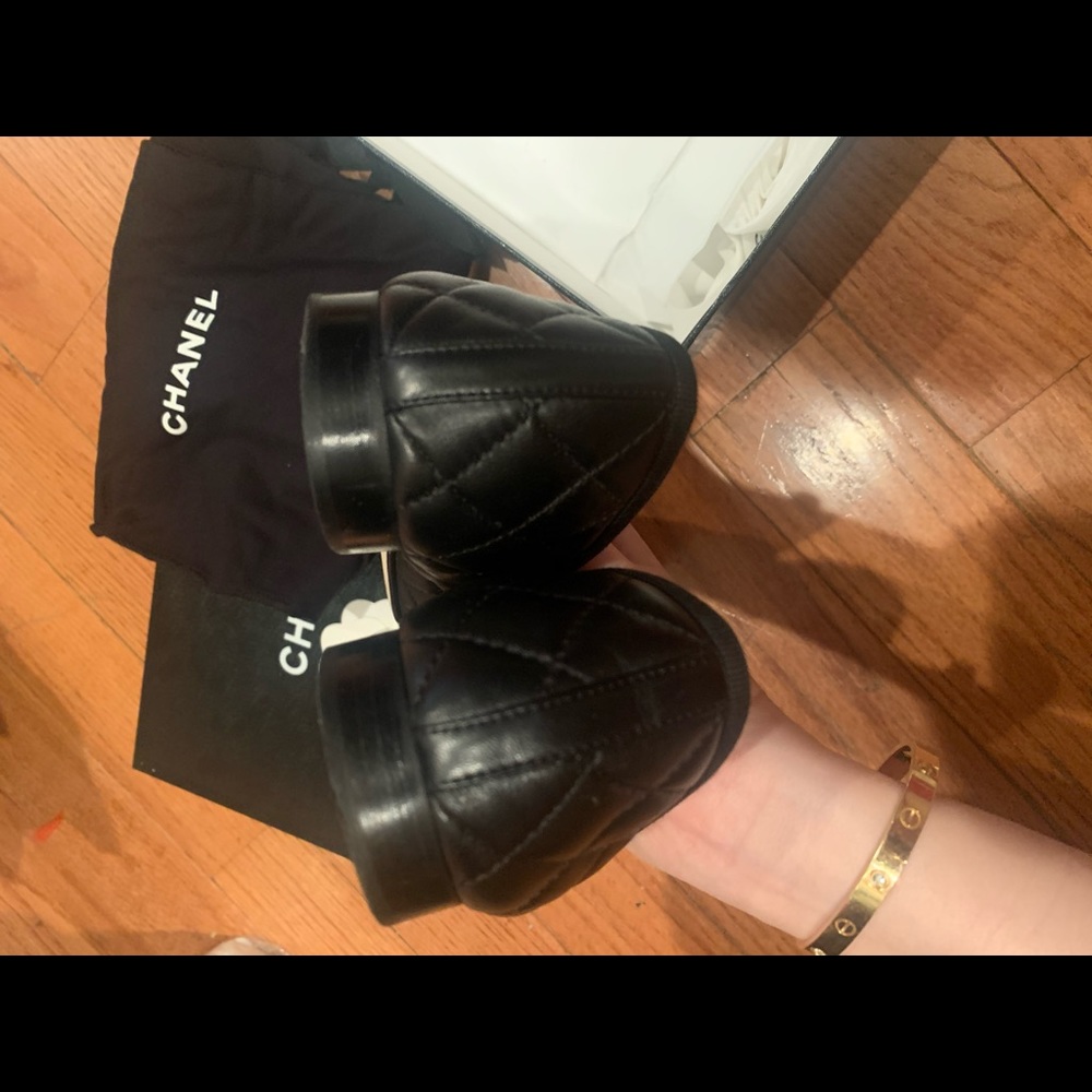 Chanel Ballerina Classic Flats 37